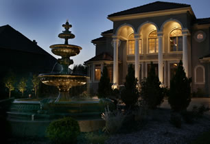 front yard accent lighting